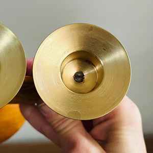 Porte-bougie artisanal en bois pour bougies chauffe-plat, avec quatre compartiments, idéal pour centre de table et décoration intérieure, provenant d'Inde. - Product Image 5