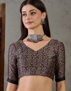 Sari de Mezcla de Seda con Estampado Digital a Rayas Estilo Bollywood KV - Product Image 4