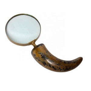 Loupe en laiton de haute qualité avec poignée en corne de bois incurvée épaisse lecteur de journal de livre lentille de loupe décorative - Product Image 1
