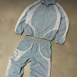 Nuevo Conjunto Deportivo Cortavientos Personalizado, Fabricación OEM, Traje Impermeable y Ligero - Product Image 1