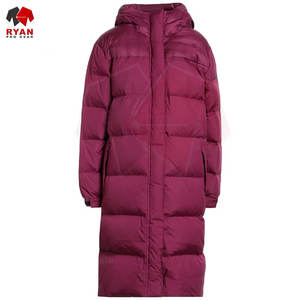 Veste longue matelassée à capuche pour femme, doublure en polyester, chaleur moyenne, veste d'hiver élégante - Product Image 1