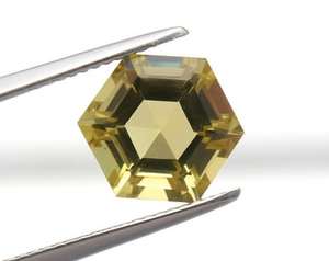ควอตซ์เลมอนธรรมชาติสีเหลือง รับรองโดย GIA พลอยเม็ดเดี่ยวสำหรับทำเครื่องประดับ ทรงหกเหลี่ยมเจียระไนอย่างดี ขนาด 12x12 มม. น้ำหนัก 3.00 กะรัต - Product Image 5