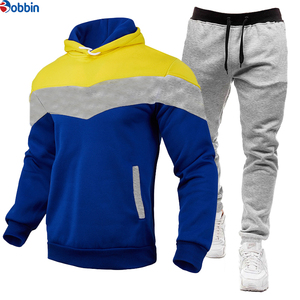Trajes deportivos personalizados con etiquetas y estampados para hombre, sudadera con capucha y pantalones de patchwork, ropa deportiva gruesa y cálida para otoño e invierno - Product Image 6
