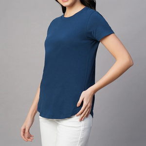 Camisetas de Verano para Mujer al por Mayor con Logotipo Frontal Personalizado, Manga Corta, Dobladillo Redondo, Secado Rápido y Absorción de Humedad, Ropa Casual de Última Tendencia - Product Image 4