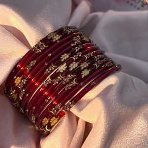 Brazaletes de Moda para Mujer, Elegantes Brazaletes de Cristal con Forma de Gota de Lluvia, Joyería Tradicional India para Bodas y Fiestas, Colección al por Mayor - Product Image 1