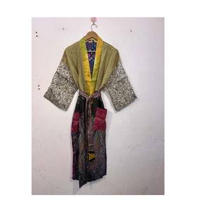 ชุดคลุมกิโมโนผ้าไหมปะติดปะต่อ - เสื้อคลุมไหมสีสันสดใสน้ำหนักเบา - ชุดคลุมอาบน้ำลายดอกไม้โบฮีเมียนสำหรับผู้หญิง - Product Image 1