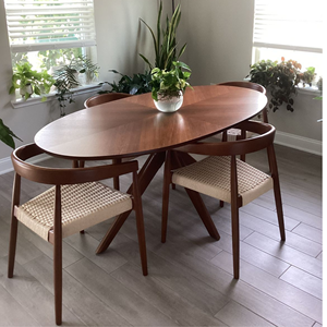 Juego de Comedor Ovalado de Teca Estilo Moderno de Mediados de Siglo con Sillas con Asientos Tejidos, Muebles de 4 Piezas para el Comedor del Hogar - Product Image 1