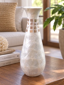 Jarrón de Mesa Hecho a Mano con Conchas de Capiz Naturales, Diseño Bohemio Artesanal, Acabado Brillante, Personalizable, Decoración para el Hogar, Venta al Por Mayor - Product Image 6