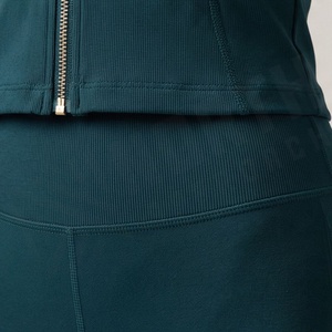 Ensemble de sport sans couture personnalisé pour femme – Soutien-gorge de sport et leggings taille haute respirants pour le yoga et l'entraînement - Product Image 5