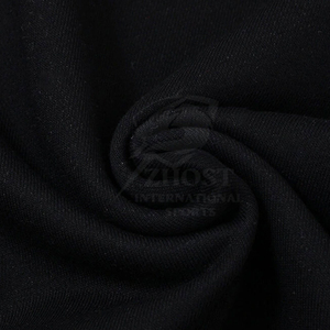 เสื้อสเวตเชิ้ตผู้ชายสีดำ-ส้ม แขนตัดสี คอกลม ปักโลโก้ด้านหน้า ผ้าฝ้าย 100% ใส่สบายในฤดูหนาว ทรงปกติ - Product Image 4