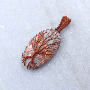 Colgante de Árbol de la Vida Hecho a Mano con Jaspe, Envuelto en Alambre de Cobre, Piedra Natural Ovalada, Joyería Espiritual de Sanación - Product Image 3