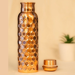 Recipientes de Cobre Martillado Tradicionales Ayurvédicos de Gran Volumen para Bebidas, Ideales para Marca Corporativa y Regalos - Product Image 5