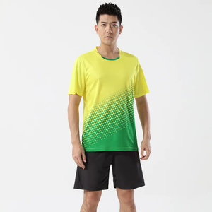 เสื้อฟุตบอลซับลิเมชั่นคุณภาพสูงสำหรับผู้ชาย ผลิตจากโรงงานเสื้อผ้ากีฬา 100% ชุดเสื้อและกางเกงฟุตบอลชาย - Product Image 3