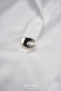 Blusa de Lino Blanca Casual para Mujer con Cuello Mandarín, Manga Corta con Botones, Estilo Peplum, Transpirable, Primavera-Verano, Estilo Minimalista VENUS - Product Image 6