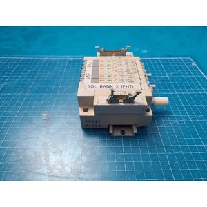 Ensemble de distributeurs électromagnétiques SMC SZ3A60K-5LOZ-C4-X31+SZ3A60K-5NLOZ-C4-X31+SZ3260K-5NLOZ-C6-X31 – Vannes solénoïdes multi-stations - Product Image 1