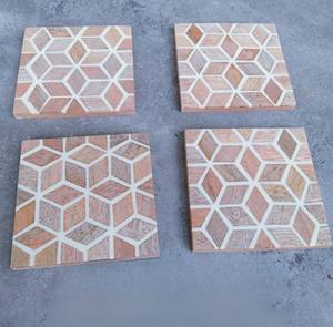 Sous-verres en bois style nordique avec incrustation 3D en cube, ensemble de dessous-de-verre hybrides en résine et bois durables pour bureau et table à manger - Product Image 3