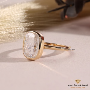 แหวนเพชรทรงคุชชั่นคัท ความสะอาดระดับ VVS2 สี F น้ำหนัก 4.00 กะรัต ดีไซน์ใหม่ล่าสุด แหวนเพชรเม็ดเดี่ยวสำหรับผู้หญิง ทองคำแท้ 14K ได้รับการรับรองจาก IGI เพชร CVD ที่เพาะเลี้ยงในห้องปฏิบัติการ - Product Image 3