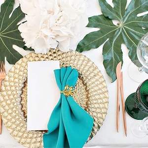 Porte-serviettes en métal de style américain au design quadrillé élégant, noir mat, pour les fêtes, porte-serviettes compact en aluminium pour serviettes en papier Zahid - Product Image 3