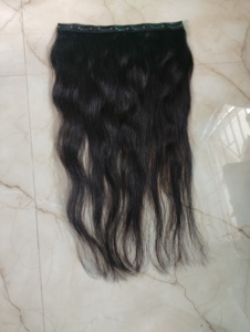 ต่อผมแบบคลิปอิน ผมอินเดียแท้ เรมี่แฮร์ เย็บสองชั้น ไร้รอยต่อ ปรับแต่งได้ ไม่ผ่านการแปรรูปด้วยสารเคมี ทนต่อการดัดผม - Product Image 4