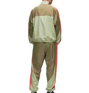 New Custom Oversize Sportwear Streetwear Sweatsuit 3m Reflective <b>Jacket</b> and Jogger Set Windbreaker Nylon <b>Men</b> Tracksuit - Product Image 2