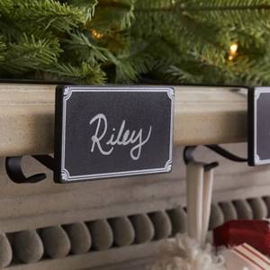 Soporte de metal personalizado para calcetines de Navidad con placa de nombre, gancho para chimenea, colgador de calcetines de Navidad personalizado, decoración navideña para el hogar - Product Image 5