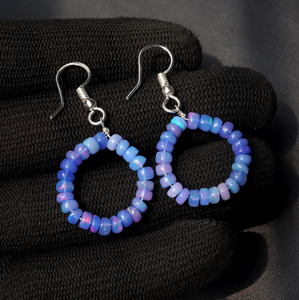 Boucles d'oreilles en opale éthiopienne bleue multicolore, argent et or 14 carats, cadeau pour elle - Product Image 1