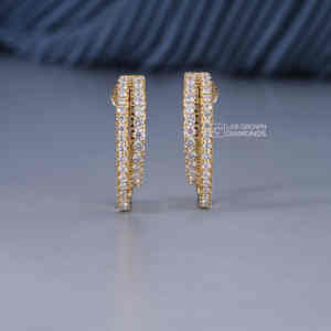 Pendientes de Aro de Lujo en Oro Amarillo de 14K con Moissanita de Corte Redondo para Mujer, 1.04ct, 66 Piedras, Regalo de Joyería para Aniversario - Product Image 1