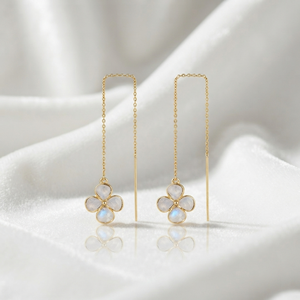 ต่างหูร้อยดอกไม้ประดับคริสตัล Ratnarachit Aqua Quartz ชุบทอง 18K ทรงหยดน้ำ ดีไซน์เรียบหรู ทันสมัย สไตล์มินิมอล สำหรับผู้หญิง - Product Image 1