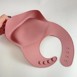 Babero de Silicona para Bebé, Ajustable y Lavable, Impermeable con Recolector de Migas, Apto para Lavavajillas - Product Image 1