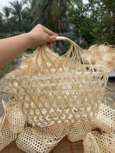 Cesta de bambú ecológica multiusos con asa resistente para compras y almacenamiento - Product Image 4