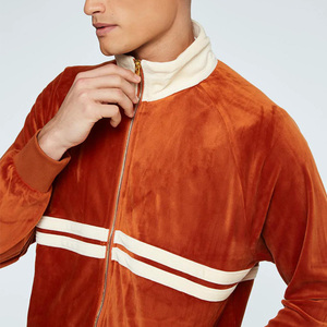 Conjunto de Sudadera con Capucha y Pantalones de Chándal de Terciopelo Personalizados para Hombre, Estilo Urbano, de Alta Calidad, Holgados - Product Image 3