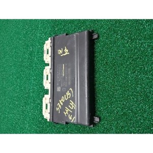 ECUs et modules informatiques d'occasion de classe S A2229003704 - Product Image 1