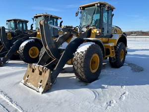 รถตักล้อยาง 2023 624P 4WD รุ่น Z234779 พร้อมส่งออกระดับพรีเมียม - Product Image 3