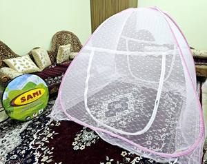 Moustiquaire pliable en polyester (pour lits Queen et King Size) - Product Image 3