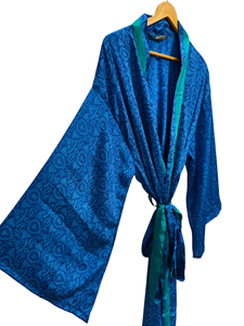 Robe en soie douce indienne pour festival, longueur cheville, multicolore, tenue de nuit, kimono vintage indien en soie recyclée de sari - Product Image 6