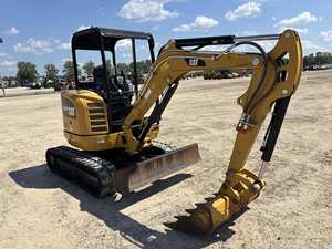 Mini-excavatrice sur chenilles Caterpillar CR 302.7D de 2018 avec vérin hydraulique Huade, garantie 1 an - Product Image 5