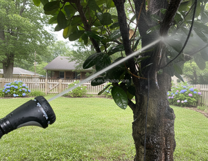 Pistola de Agua Telescópica para Jardín de 23-30 Pulgadas con 8 Patrones de Rociado, Boquilla para Manguera con Empuñadura de Pulgar, Rociador de Agarre Suave, Pistola de Acero para Plantas en Altura - Product Image 5