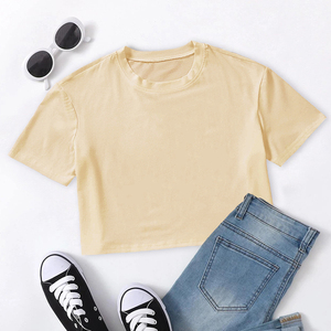 Vente en gros de hauts de sport courts unis, t-shirts pour femmes à manches courtes avec logo et design personnalisés, service OEM de haute qualité - Product Image 4