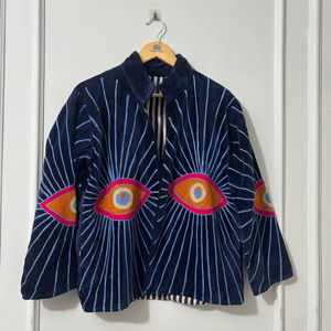 Blouson bomber en velours tricoté brodé Suzani rose, respirant, écologique, style hippie vintage, chaud pour l'hiver, motif floral, cadeau - Product Image 1