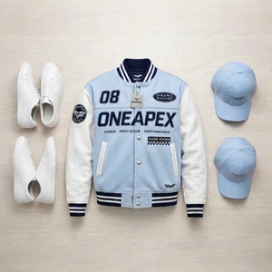 เสื้อแจ็คเก็ตผู้ชายสีฟ้าอ่อนขาว แขนหนัง สไตล์ Letterman Bomber สำหรับแข่งรถ แนวสตรีทแวร์ รับผลิตตามสั่ง ขายส่ง - Product Image 3