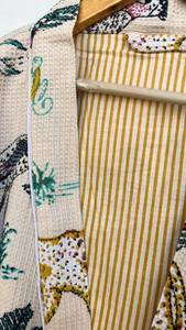 Bata Kimono Unisex de Algodón con Tejido Waffle para Spa, Baño y Descanso - Product Image 3