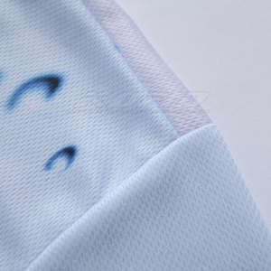 T-shirts personnalisés pour hommes, vêtements de sport légers et performants pour la course, l'exercice et le quotidien. - Product Image 5