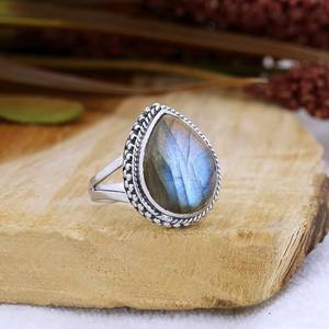 Natural Labradorite Pear Shape Gemstone Ring In 925 Sterling <b>Silver</b> Split Band Ring Handmade Fine Jewelry Fashion Ring For Women - Product Image 1