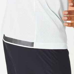 เสื้อยืดโพลีเอสเตอร์ทนทานสำหรับทีมกีฬา ออกแบบลายกราฟิกได้ตามต้องการ ระบายอากาศได้ดี เหมาะสำหรับการฝึกซ้อม - Product Image 6