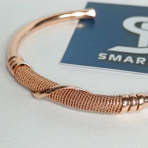 Bracelet jonc ouvert en cuivre tressé traditionnel, réglable, fait main, léger, artisanat métallique, design fil torsadé, unisexe, Kada - Product Image 5