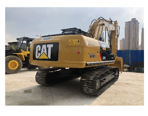 Mini-excavatrice Caterpillar d'occasion importée de Chine, robuste et très demandée - Product Image 2