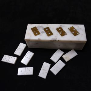 Jeu de dominos en marbre faits à la main avec points dorés incrustés, coffret cadeau de luxe, boîte de rangement blanche incluse - Product Image 3