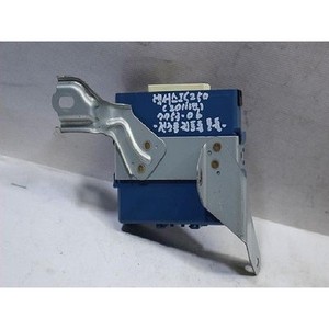 IS utilise des ECU et des modules informatiques 8996053040 - Product Image 3