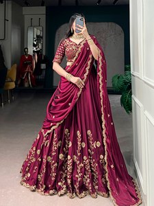 TENNECY Rangoli Choli en soie brodé de fils délicats, longueur cheville, pour fêtes d'hiver et mariages, protection solaire, séchage rapide, extensible - Product Image 4