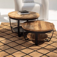 Ensemble de tables basses gigognes rondes industrielles en bois Vandana Astra Aston pour maisons modernes